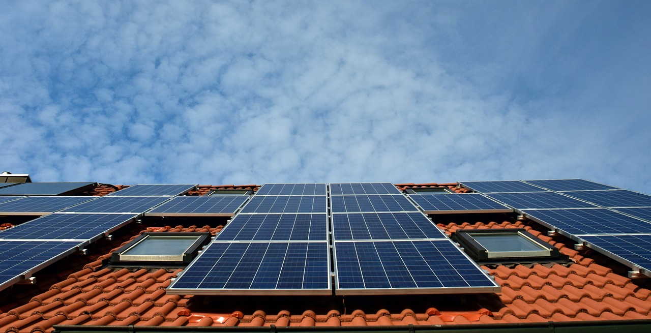 Panneau solaire sur un toit